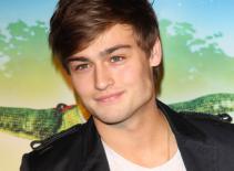 Tìm thấy Romeo cho Hailee Steinfeld