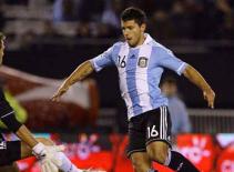 Aguero sáng cửa tới Juventus