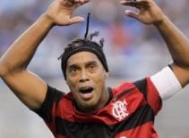 "Hãy quên đi Ronaldinho của Barcelona"