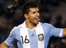 Chelsea quay trở lại thương vụ Sergio Aguero