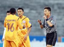 Sông Lam Nghệ An quyết kiện 'còi vàng' Võ Minh Trí