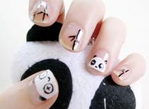 Nghịch ngợm với nail gấu trúc dễ thương