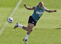 Inter Milan: Sneijder được giữ lại?