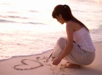 Bố mẹ là hai người lính canh, tôi thành... gái già