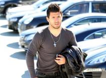 Sergio Aguero chọn Man City