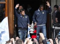 Man xanh còn thiếu cái gì?