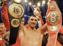 Wladimir Klitschko thống nhất 4 đai VĐTG