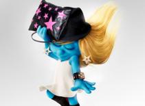 Phim Xì Trum 3D chọn hình thức quảng bá đặc sắc trên Harper's Bazaar