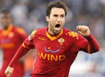 Vucinic chính thức trở thành người của Juventus