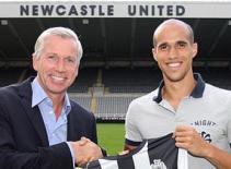 M.U “đẩy” Obertan tới Newcastle