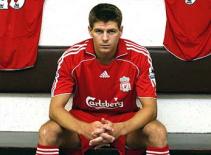 Steven Gerrard được lòng dân gay