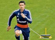 Nhịp sống Bundesliga: Schalke tập...chạy