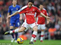 Chuyển nhượng ở Arsenal: Nasri chính thức cập bến Man City