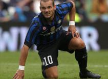 MU buông vụ Sneijder