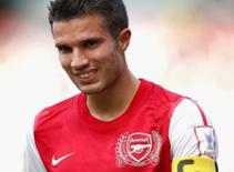 Roma ngầm theo đuổi Van Persie