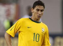 Ganso mơ ước khoác áo Real