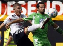 Video Bayern Munich - VfL Wolfsburg: Hùm xám nhọc nhằn