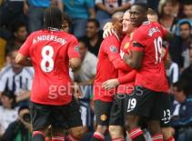 Vượt ải West Brom, M.U khởi đầu hoàn hảo