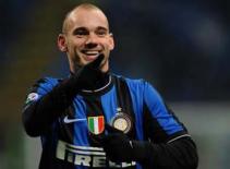 Inter: Đặt cược canh bạc Sneijder - Tevez
