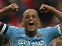 02h00, ngày 16/8, Man City – Swansea : khó chống