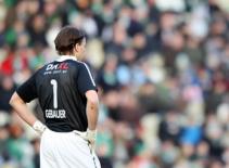 Đã thua lại còn hoang