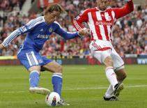 Không thể ghi bàn, Torres đổ trách nhiệm cho trọng tài