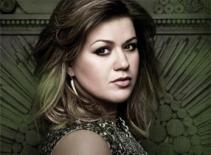 Album mới của Kelly Clarkson sắp ra lò