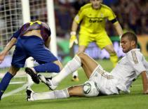 Tổng Biên tập tờ AS: Madrid cần kiểm soát mình