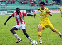 Cuộc đua trụ hạng V-League: Lánh mặt 'tử thần