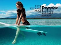 Bỏng mắt với ảnh lịch của các VĐV lướt ván