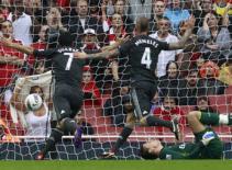 Liverpool: Vững tiến vào Top 4