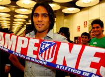 Bí ẩn đằng sau vụ Falcao gia nhập Atletico