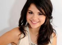 Selena Gomez sẽ là MC cho chương trình MTV Pre-VMA