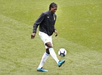 Adebayor chính thức gia nhập Tottenham