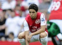 M.U tính chuyện "hớt tay trên" của Man City