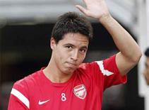 Arsenal chính thức đồng ý bán Nasri cho Man City