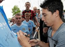 Gia nhập Man City, Nasri lập tức “ăn cháo đá bát”