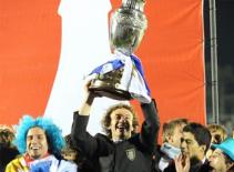 PSG chính thức mua Lugano