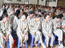 Giọt nước mắt hạnh phúc trong ngày đặc xá