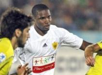 Vừa đến Eto'o đã cứu Anzhi khỏi trận thua