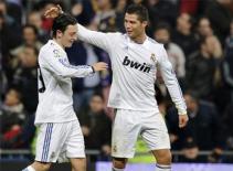 Ozil: Real ở cùng đẳng cấp với Barca