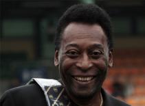 Pele làm người hâm mộ mừng hụt