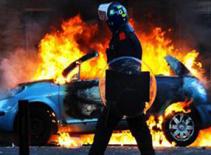 Bạo lực ở London, hoãn giao hữu Anh – Hà Lan?