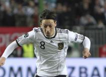 ĐT Đức: Bài toán Goet-zil