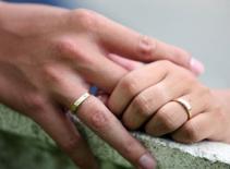 Anh, em và người thứ tư