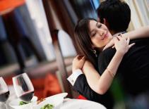 Hậu quả cho cô nàng quá si tình 