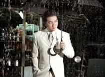 Đàm Vĩnh Hưng đem xích lô, xe hủ tiếu lên sân khấu