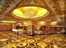 Trụ sở công ty dược xa hoa như cung điện