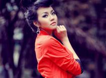 Kiều Ngân và xu hướng thời trang rực rỡ