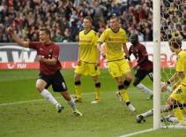 Hannover 2 - 1 Dortmund: “Chết” ở 3 phút cuối